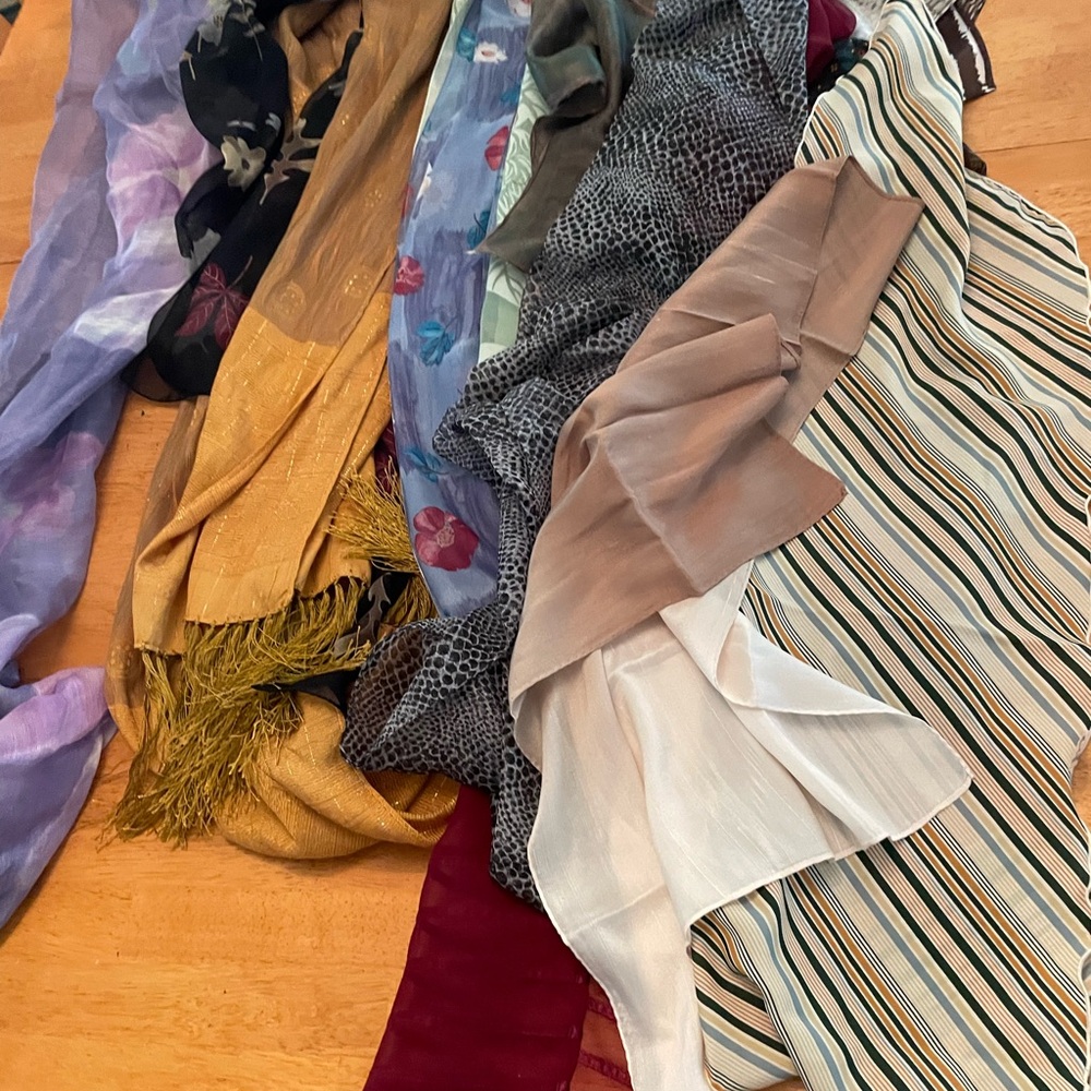 Assorted Women's Scarves - Multi Color Mix - Picture 2 of 8
